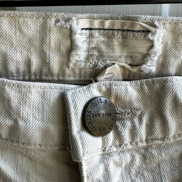 Current Elliott The Rolled Boyfriend Short Natural Denim Destroy - Picture 6 of 9